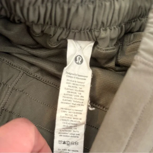 Lululemon Speed Up HR Shorts 2.5” Olive Size 0 - Picture 5 of 5